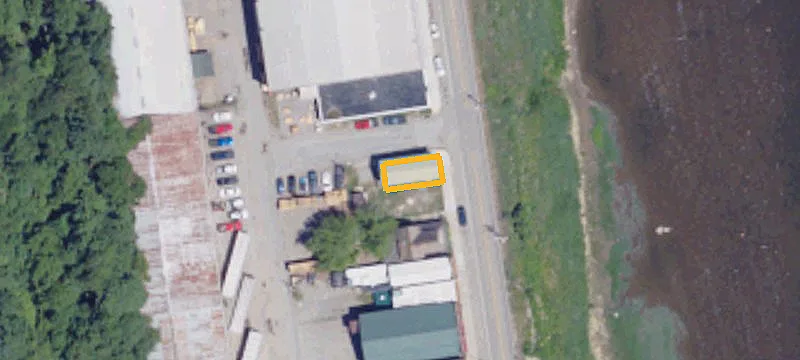 202 Riv Ave