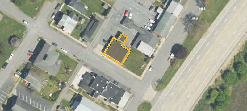 102 Race St
