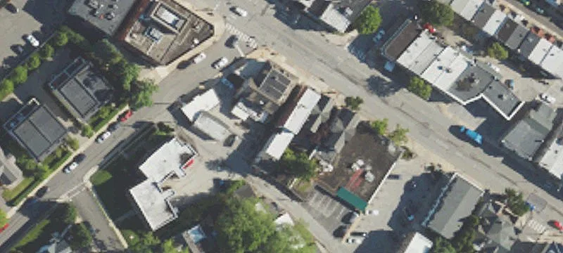 1044 Lancaster Ave