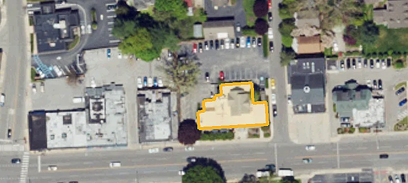261 Montgomery Ave