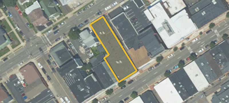 131133 Frnt St