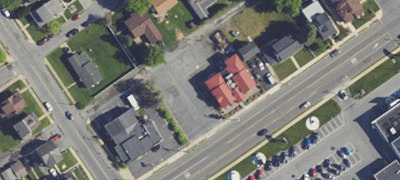 1621 Lancaster Ave