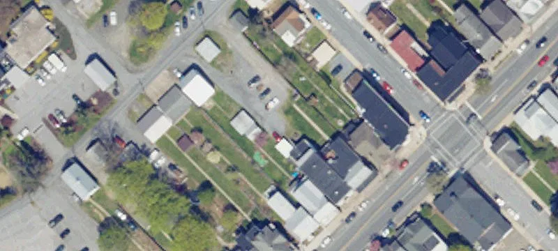 235 King St