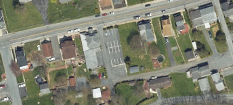 4212 Main St