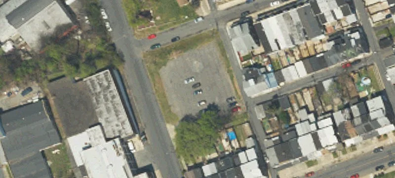 911-925 8th St