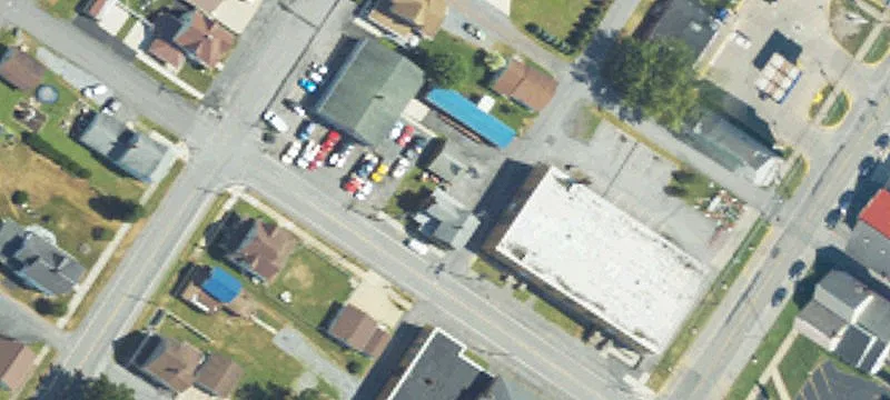 174 3rd Ave