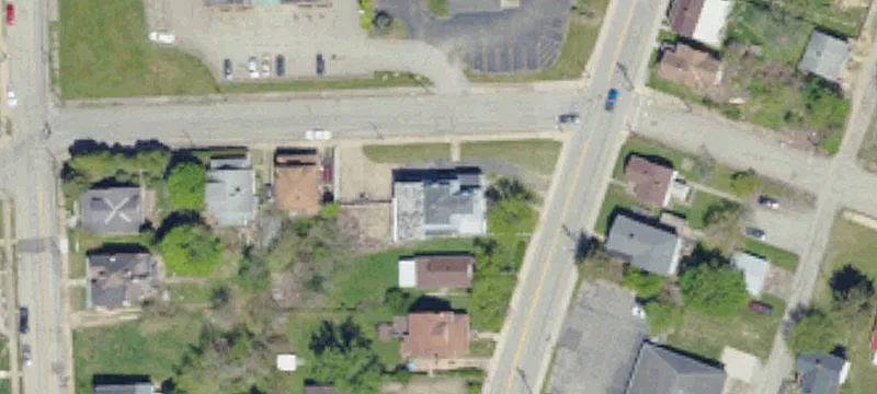 121 Rdg Ave