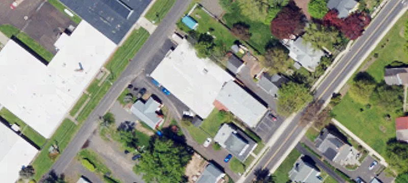 112 Maple Ave
