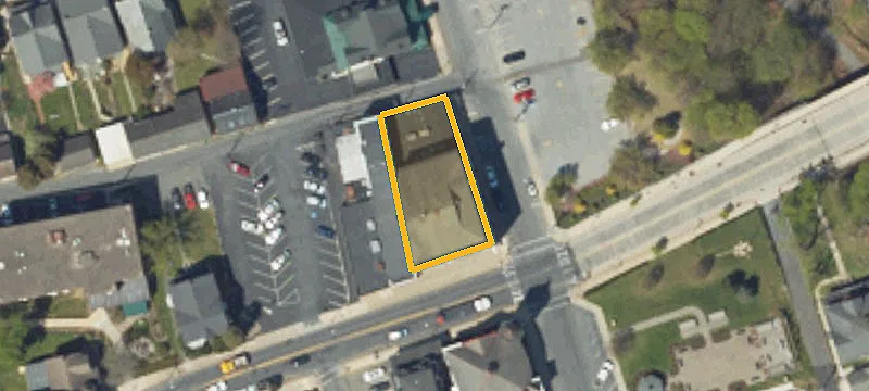 518 Main St