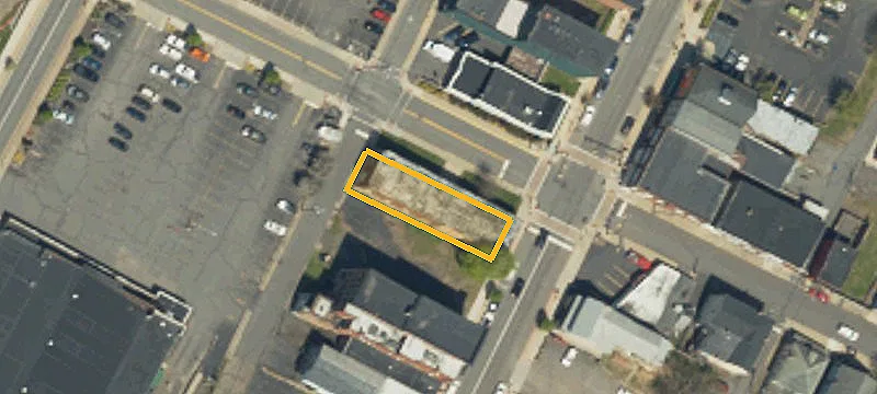 97 Main St