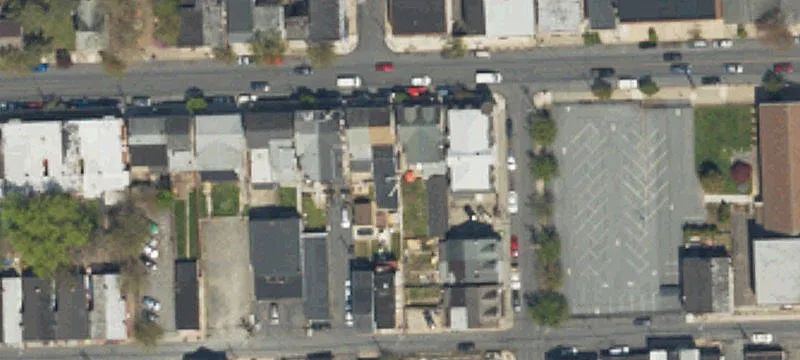 744 4th St