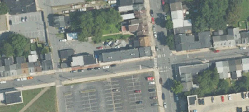 602 Queen St