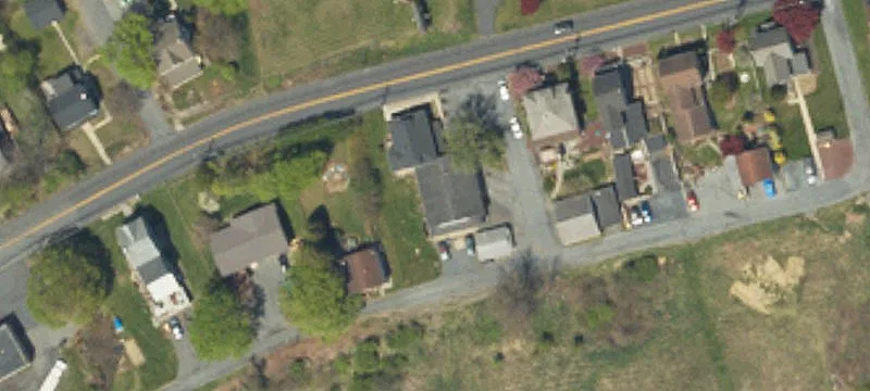 5562 Main St