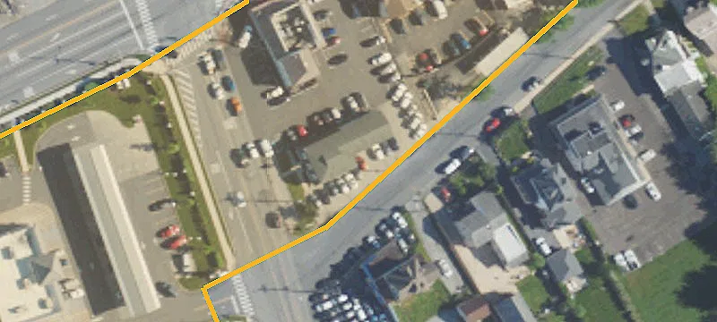 200 Kedron Ave