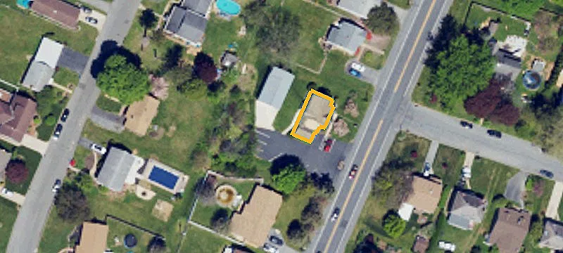 3333 Emmaus Ave