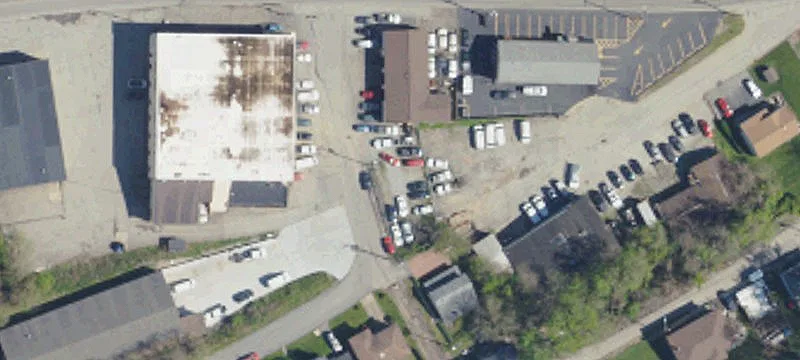 Hillview St