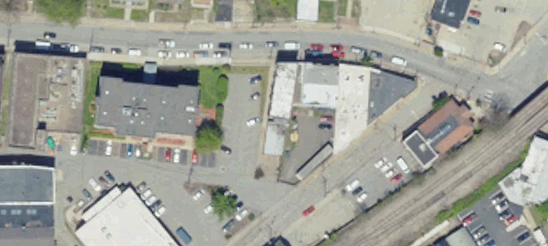 717 Chartiers Ave