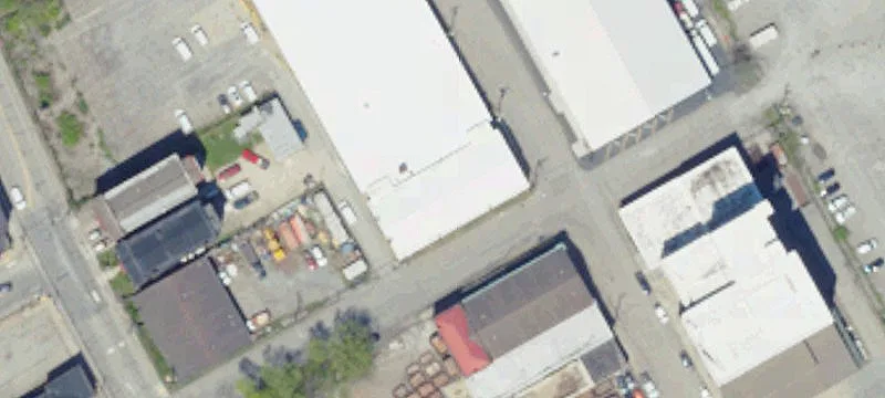 1090 Mckee St