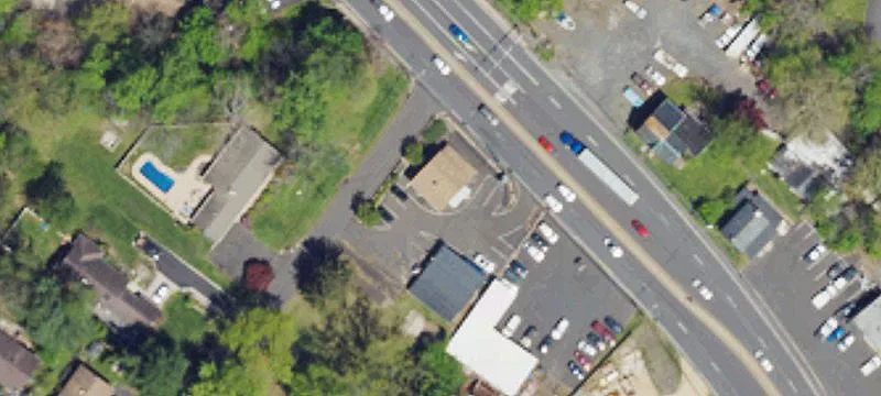 371 Easton Rd