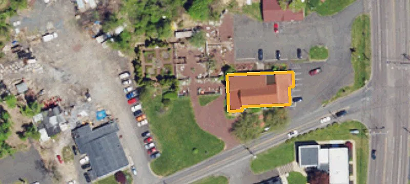 790 Edison Furlong Rd