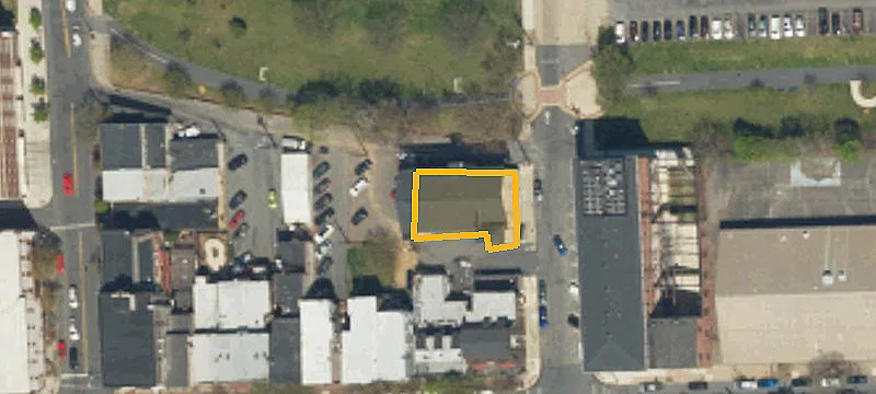 328 Adams St