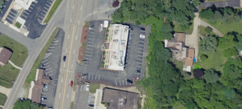9000 Perry Hwy