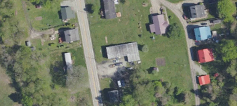 718 Main St