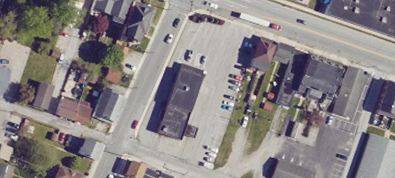 401 York St