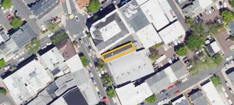 15 Main St