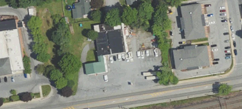 711 Lancaster Ave