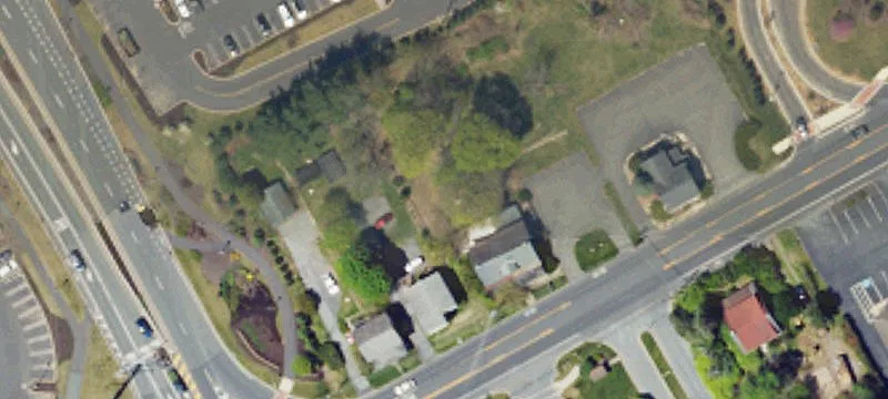 5357 Hamilton Blvd