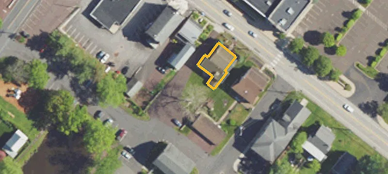 482 Main St