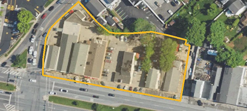 2571 Chester Pike