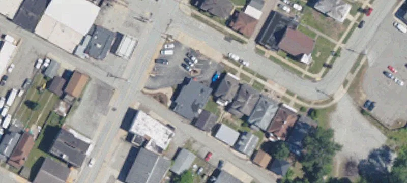 601 Hancock Ave