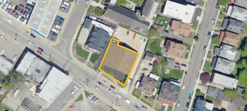 360 Lincoln Ave
