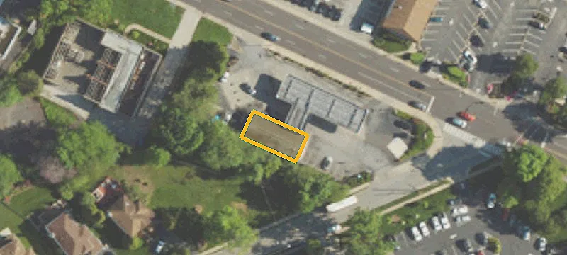 330 Lancaster Ave