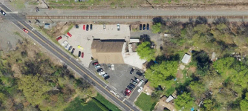 901 County Line Rd