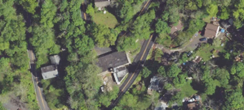 1697 Hendricks Rd