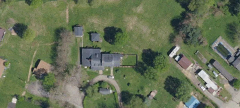 27 Kyle Ave