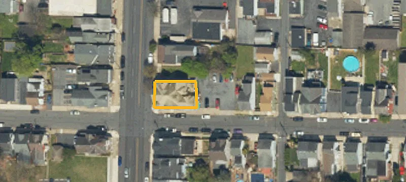 728 New St