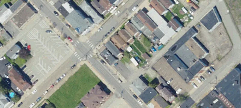 219 2nd Ave