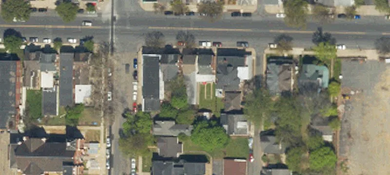 210 Broad St