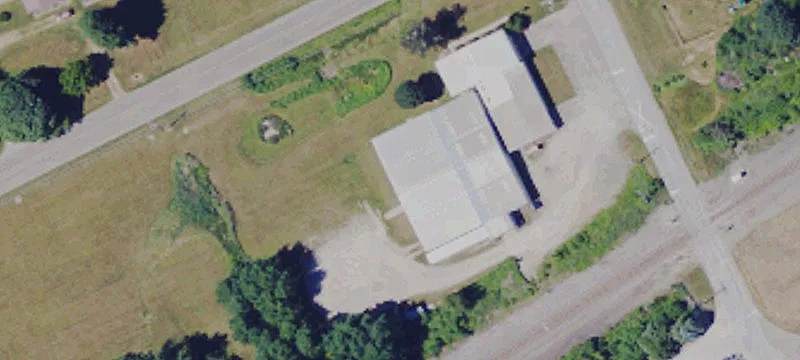 8305 Middle Rd