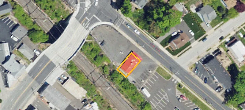 560 Mt Carmel Ave