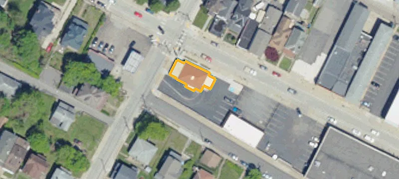 900 5th Ave