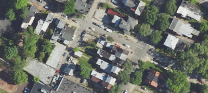 835 Dekalb St