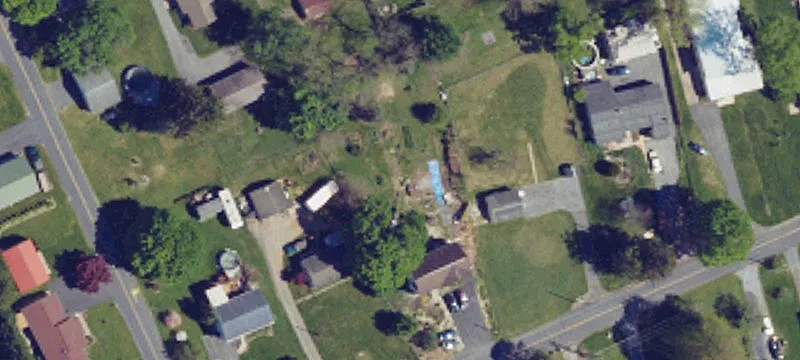 930 Nixon Dr