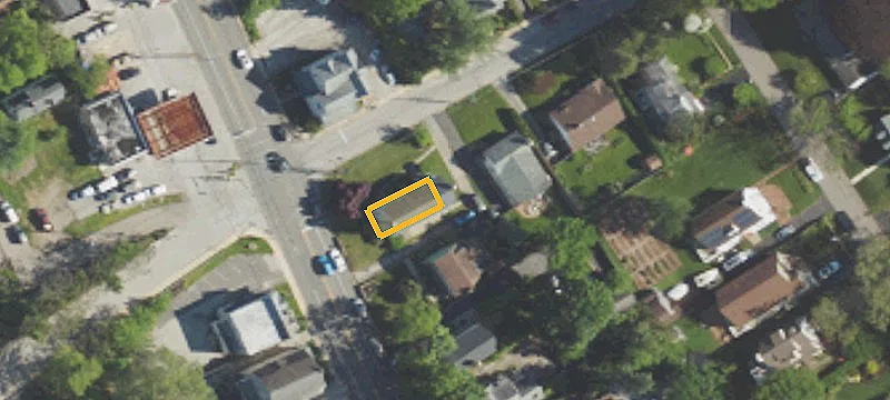 701 Buck Ln
