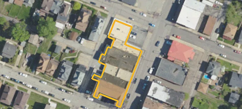 3406 Main St