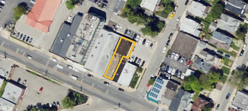 907 Montgomery Ave